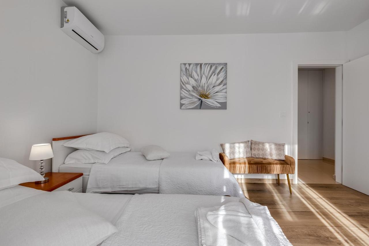 Elegant Two Bedroom Apartment Zadar Eksteriør billede