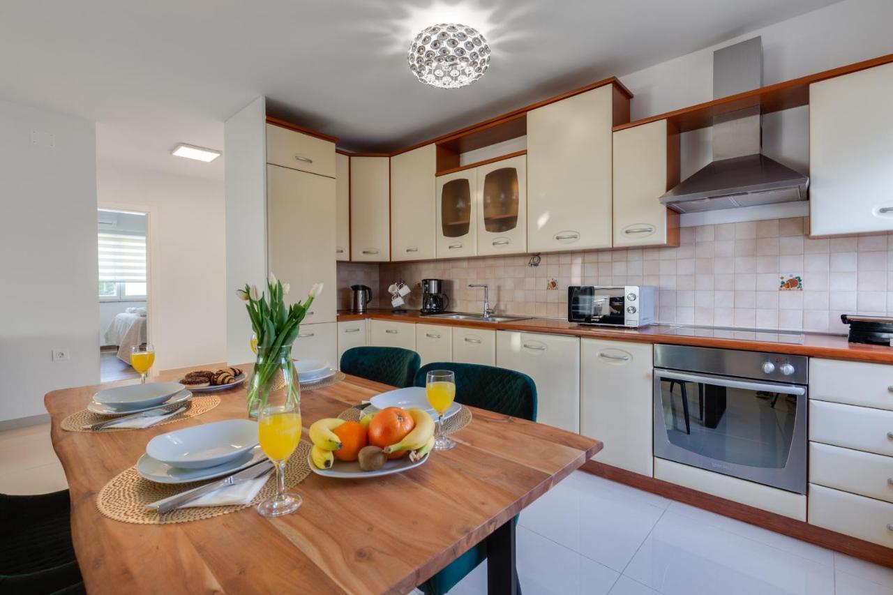 Elegant Two Bedroom Apartment Zadar Eksteriør billede