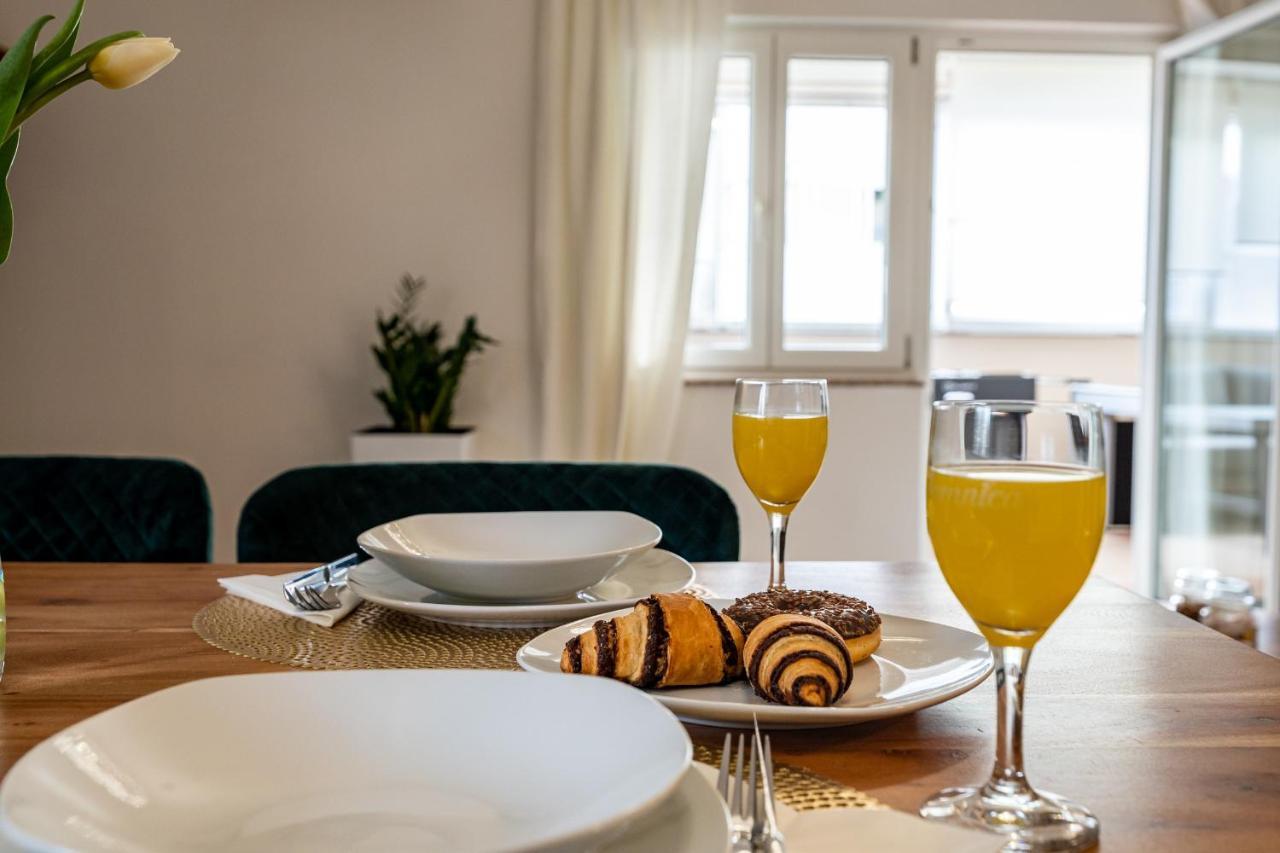 Elegant Two Bedroom Apartment Zadar Eksteriør billede